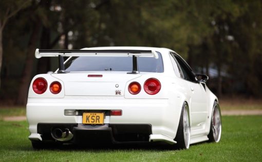 JSAI Aero SL Wing Riser 50mm für Nissan Skyline R34 GT-R BNR34